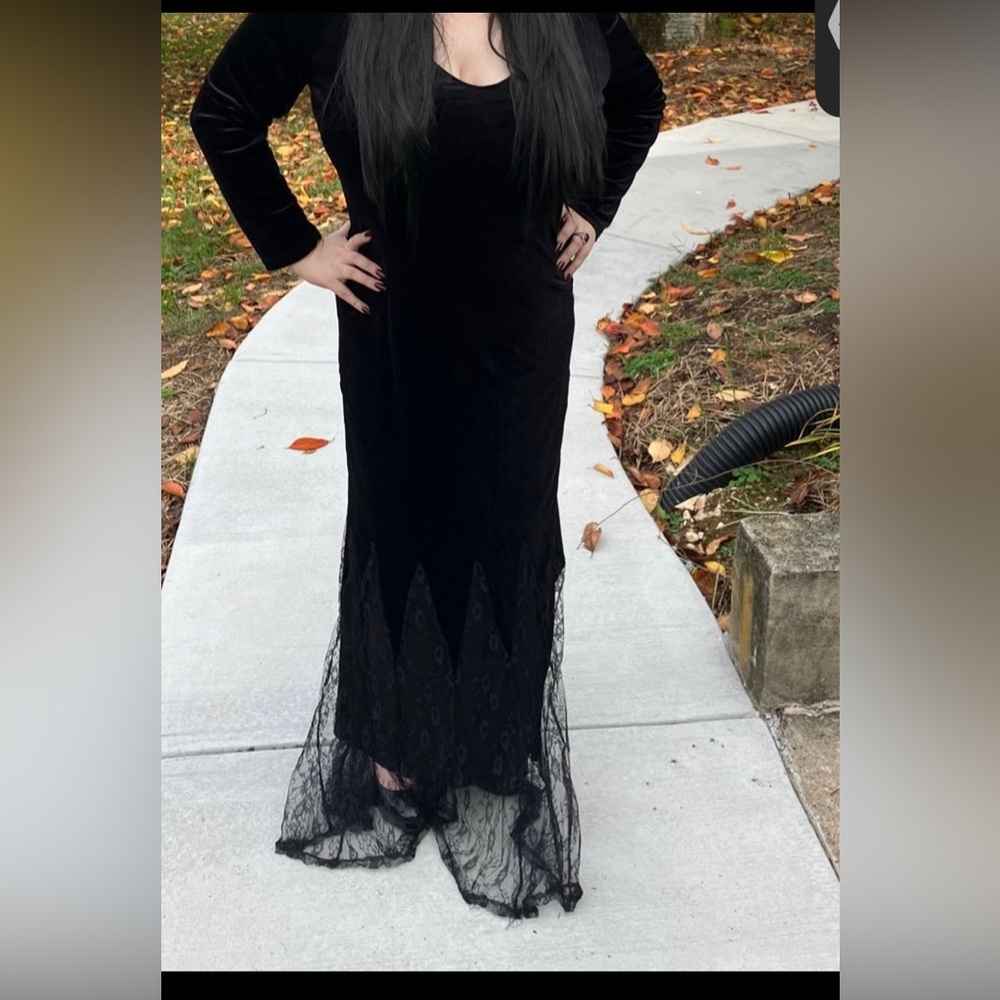 XL Morticia Addams dress.
